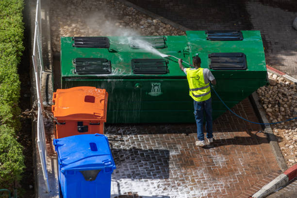 Best Commercial Pressure Washing  in Kingsburg, CA